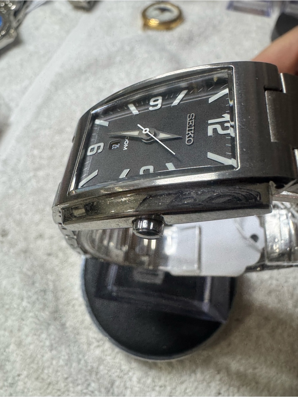 Seiko Silver Stainless Steel Watch with Black Dial - Picture 5 of 10